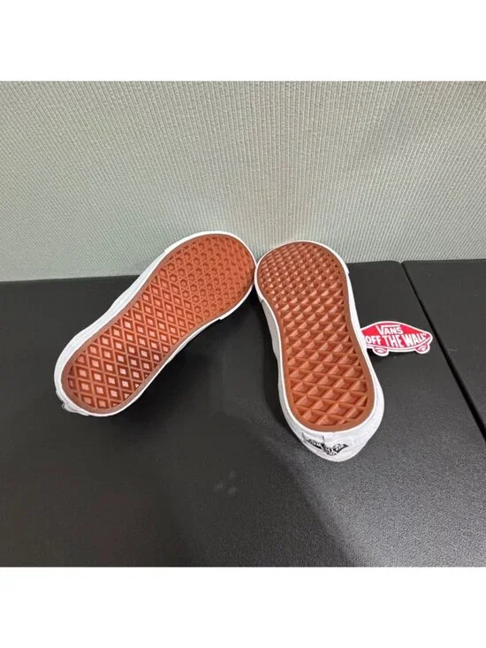 Vans Classic Slip-On White Shoes Women’s 7.5 / Men’s 6 Unisex NWT - Picture 11 of 15